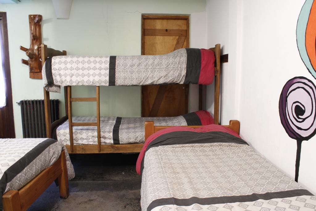 Casa Del Pueblo Hostel Esquel Exterior photo